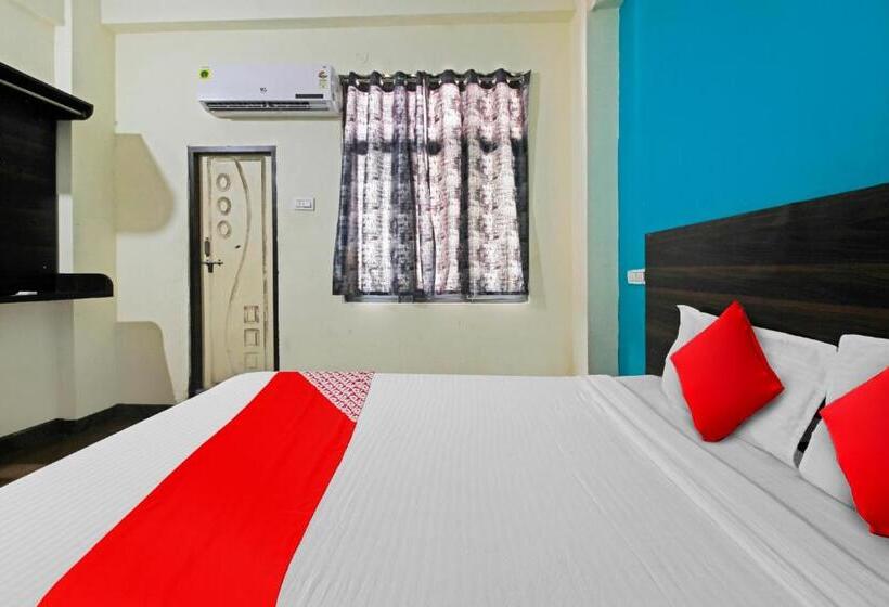 Трехместный Номер Классика, Pop 81014 Abhi Square