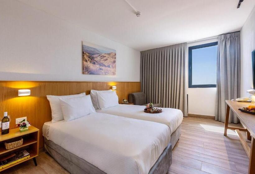 חדר סטנדרט לארבעה, Roxon Desert Arad