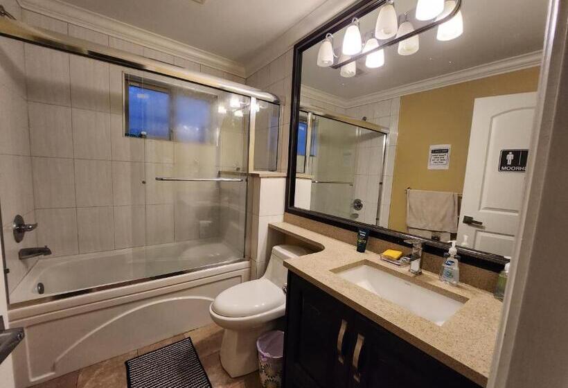 エコノミールーム, Empress Palace Hotel, Stays