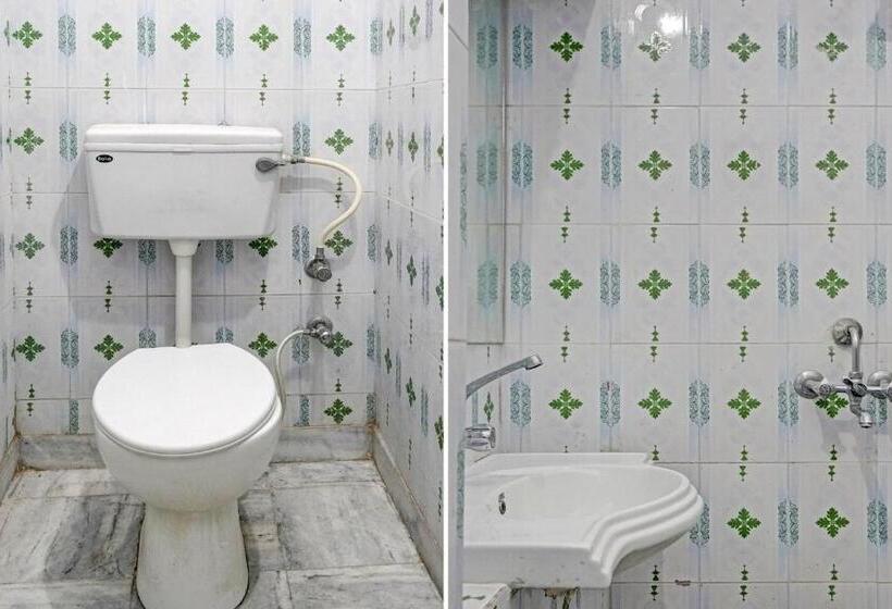 Classic Kolmen Hengen Huone, Blackbull