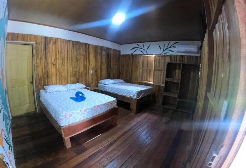 غرفة قياسية رباعية, Tree House Samanea Lodge