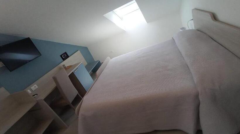 スタンダードルーム, Hz Bed & Breakfast And Appartments