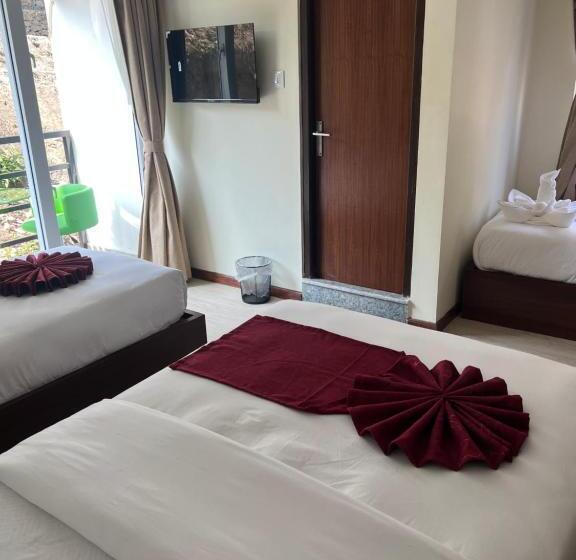 اتاق لوکس, Nagarkot Resort Pvt. Ltd