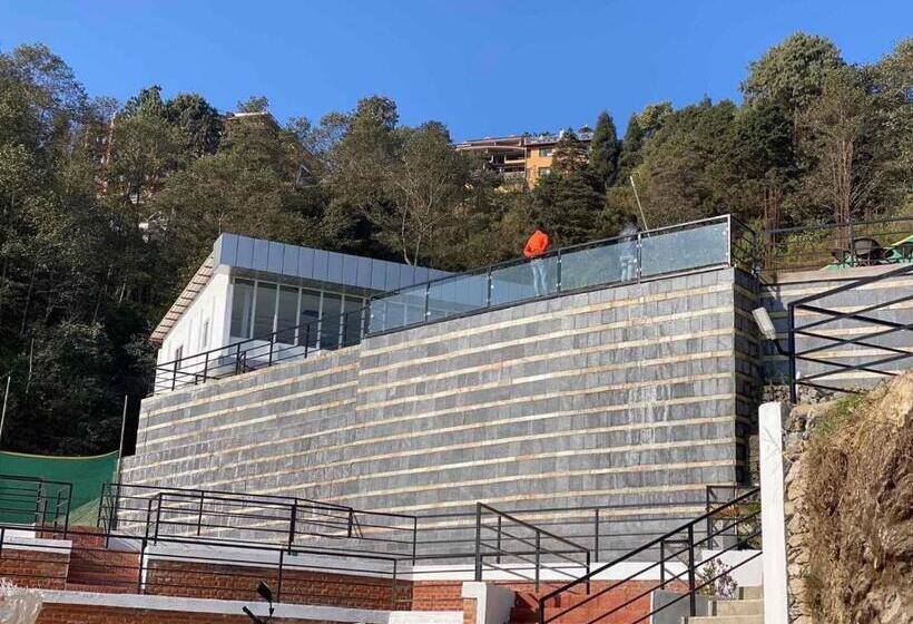 اتاق خانوادگی, Nagarkot Resort Pvt. Ltd