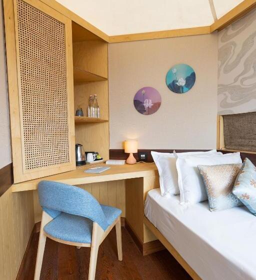 シングルデラックスルーム, Ekaanta