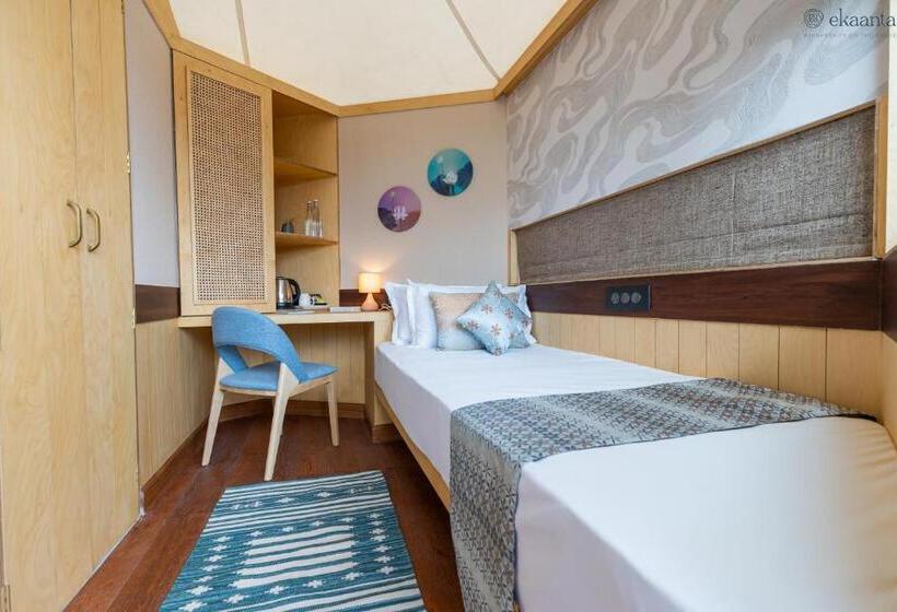 シングルデラックスルーム, Ekaanta