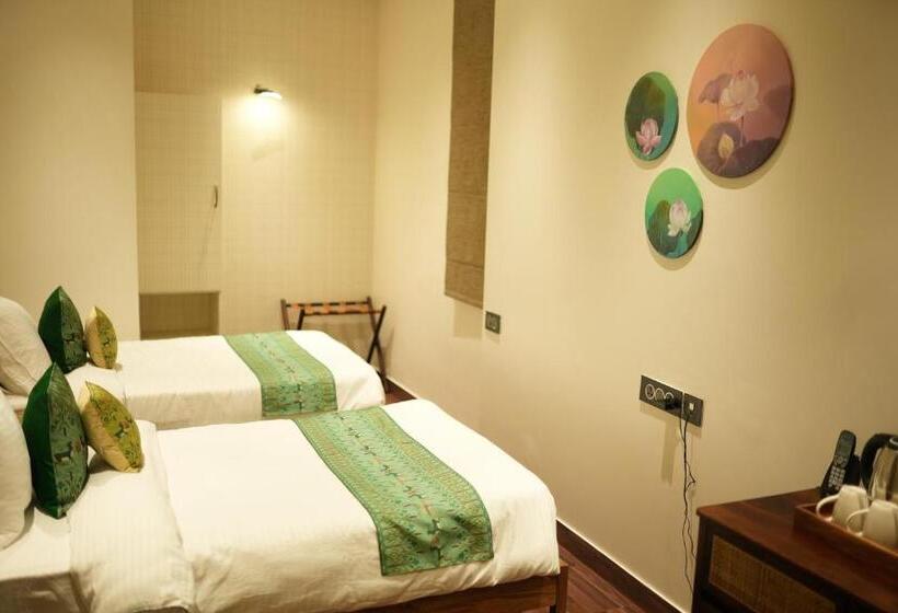 デラックスルーム, Ekaanta