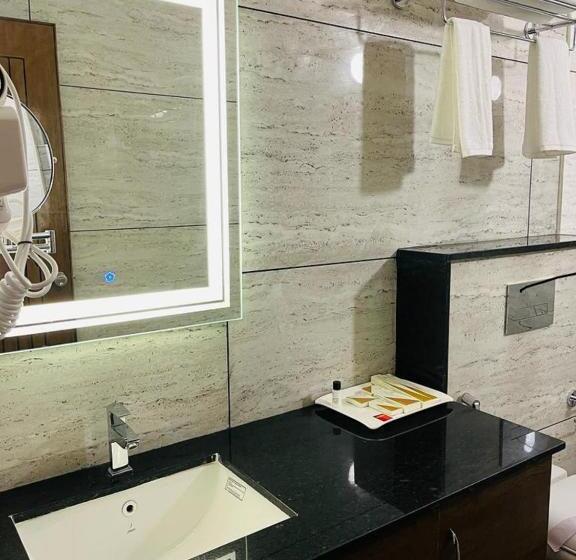 Номер Superior, Royal Ace Boutique Hotel   Manyata Techpark