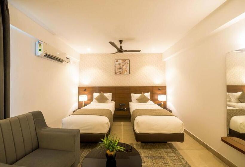 Номер Executive, Royal Ace Boutique Hotel   Manyata Techpark