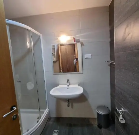 اتاق راحتی سه تخته, Apartmani Vinv Jahorina U Sklopu Aparthotela Vucko Privatni Apartmani