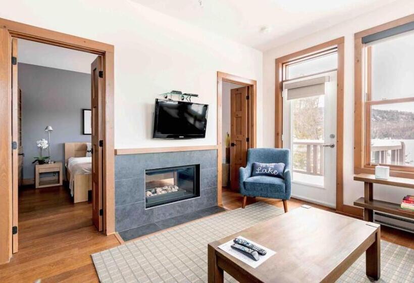 شقة غرفة واحدة, Suites Sur Lac Superieur Mont Tremblant