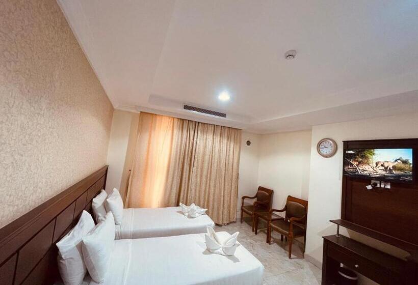 Номер Deluxe, فندق الركائز