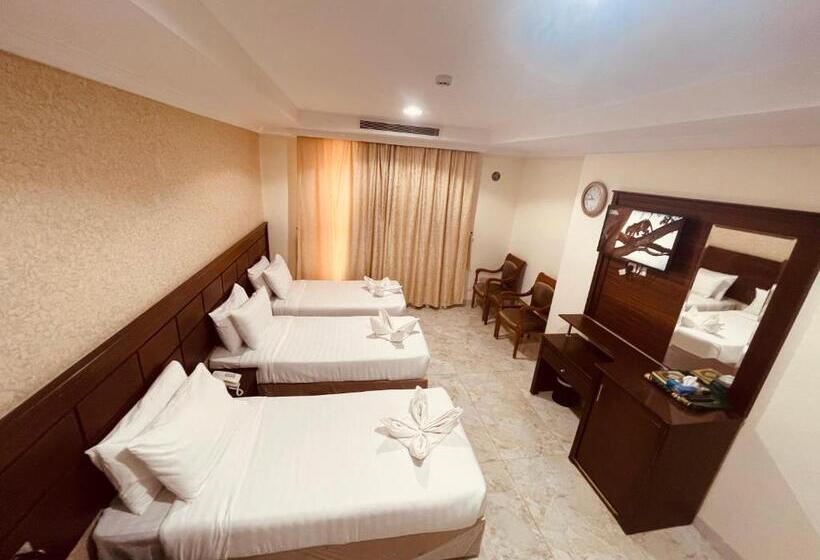 Номер Deluxe, فندق الركائز