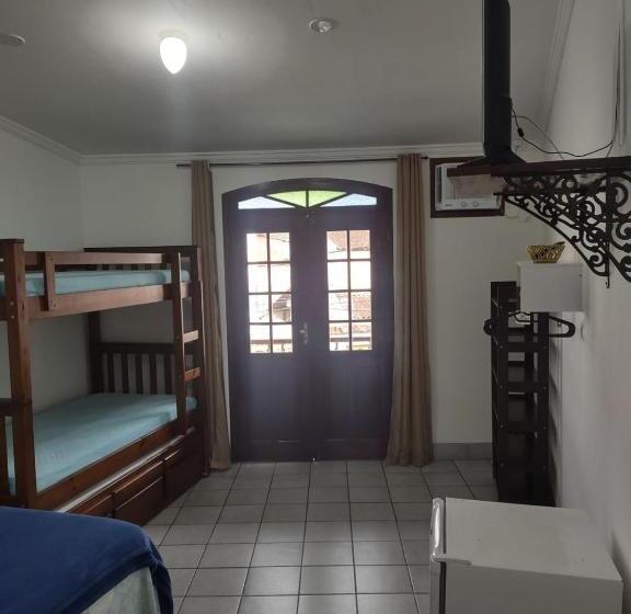 ファミリールーム, Pousada Caravelas Centro De Paraty