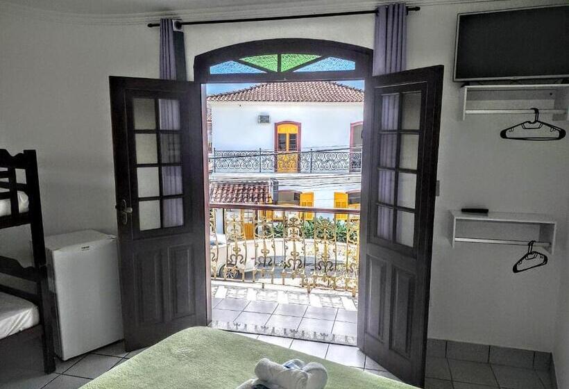バルコニー付スタンダード4ベッドルーム, Pousada Caravelas Centro De Paraty