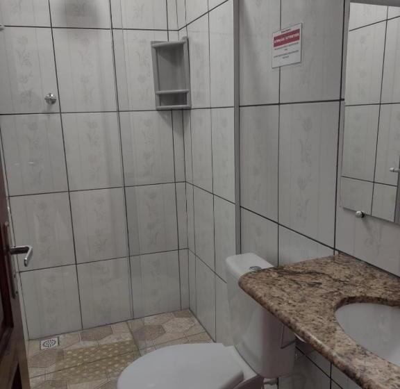 バルコニー付きスタンダードトリプルルーム, Pousada Caravelas Centro De Paraty