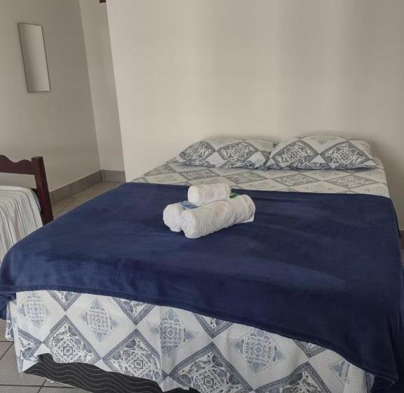 חדר סטנדרט לשלושה עם מרפסת, Pousada Caravelas   Centro De Paraty
