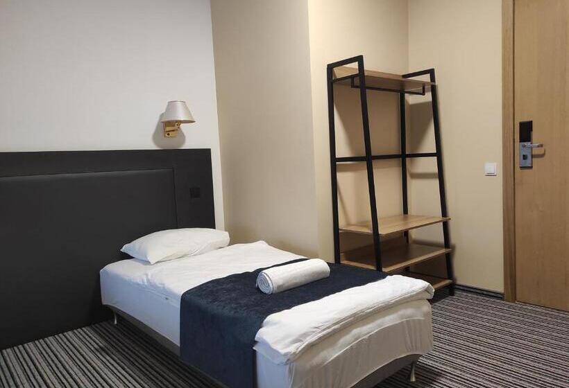 اتاق استاندارد یک تخته با سرویس بهداشتی مشترک, B&b Panevėžys