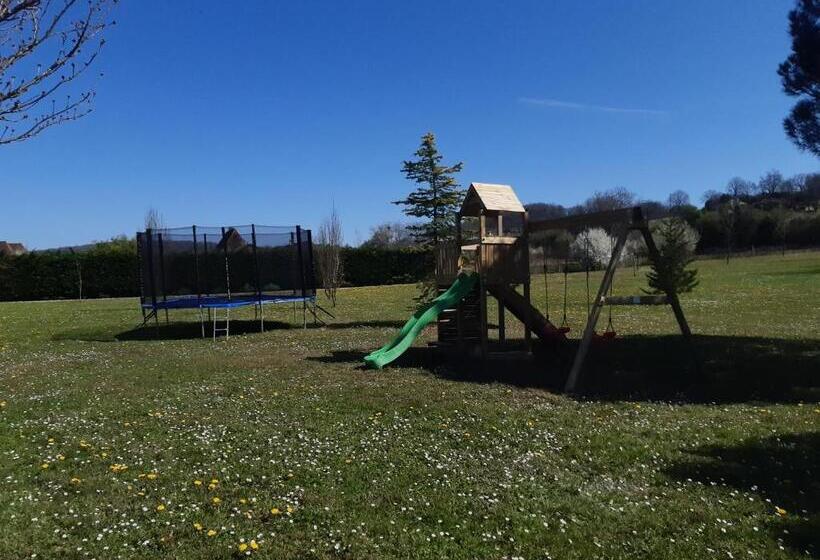 בית, חדר שינה 1, Domaine Benester   Gîte La Périgourdine   Meublé 4 étoiles