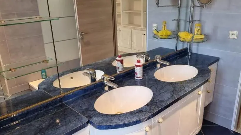 スタンダードルーム, La Villa Jacuzzi Et Cinéma Les 300 à 15 Min De Paris Jo 2024 Et Du Stade De France Tarifs Privileges