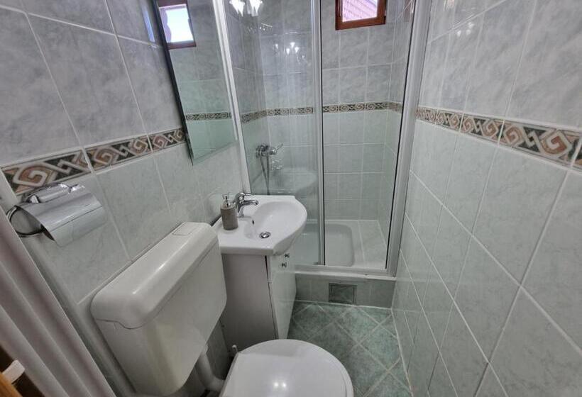 Economy Quadruple Room, Pansion Rog Jahorina