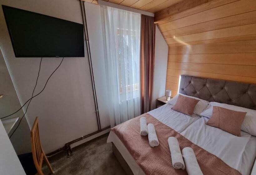 اتاق سوپریور خانوادگی, Pansion Rog Jahorina