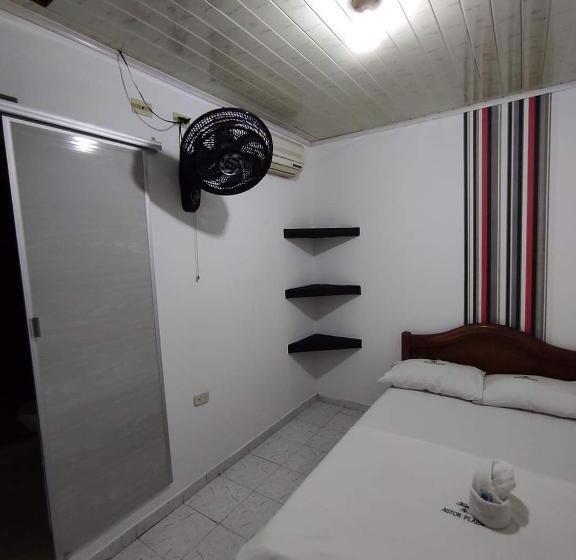 חדר סטנדרט, Astor Plaza