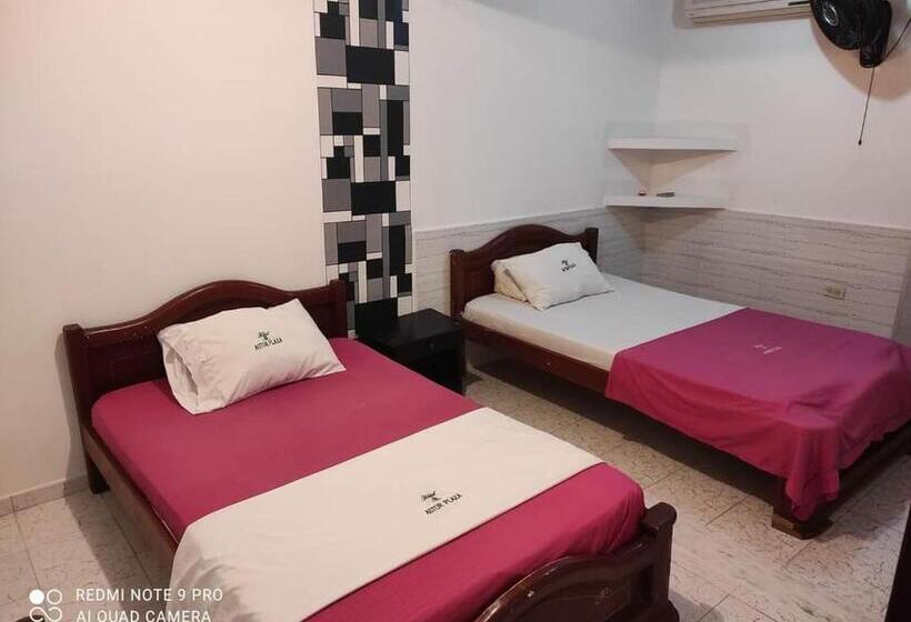 חדר דלוקס, Astor Plaza