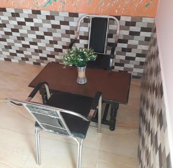 Трехместный Номер Классика, Capital O Bhangad Resort
