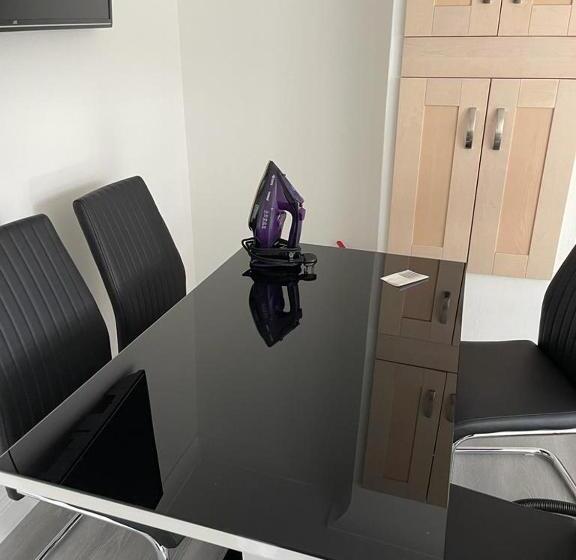 디럭스 룸, Alder En Suite Self Catering With Private Shower 3