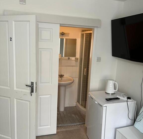 디럭스 룸, Alder En Suite Self Catering With Private Shower 3