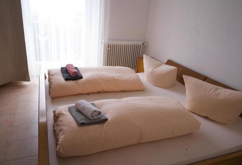 四人标准间, Eventhaus Wiedenfelsen