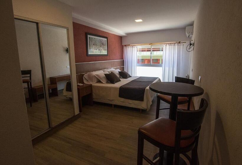 스탠다드 룸, Mis Soles