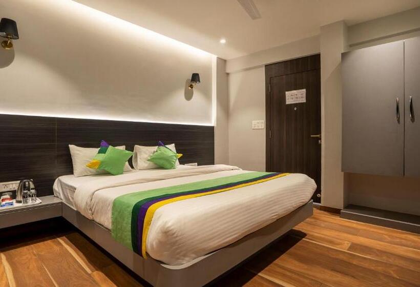 Quarto Deluxe, Treebo Prasha