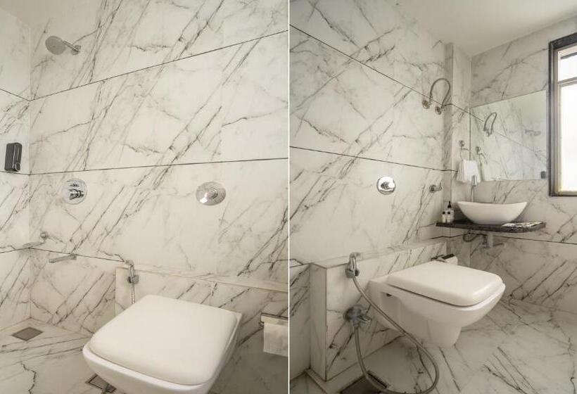 Quarto Deluxe, Treebo Prasha