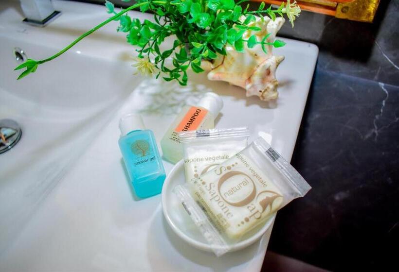 غرفة عائلية, Uma Garden Kandegedara