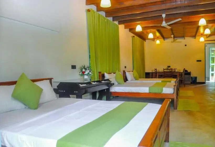 Deluxe-perhehuone, Uma Garden Kandegedara