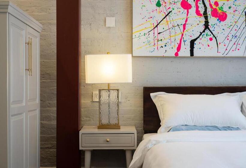 キングサイズベッドのスタンダードルーム, Yangshuo Jhc Inn