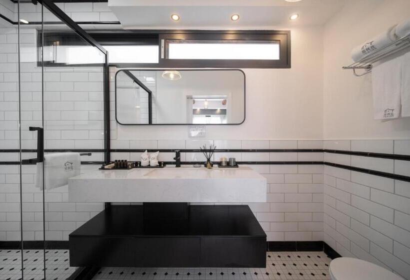 キングサイズベッドのスタンダードルーム, Yangshuo Jhc Inn