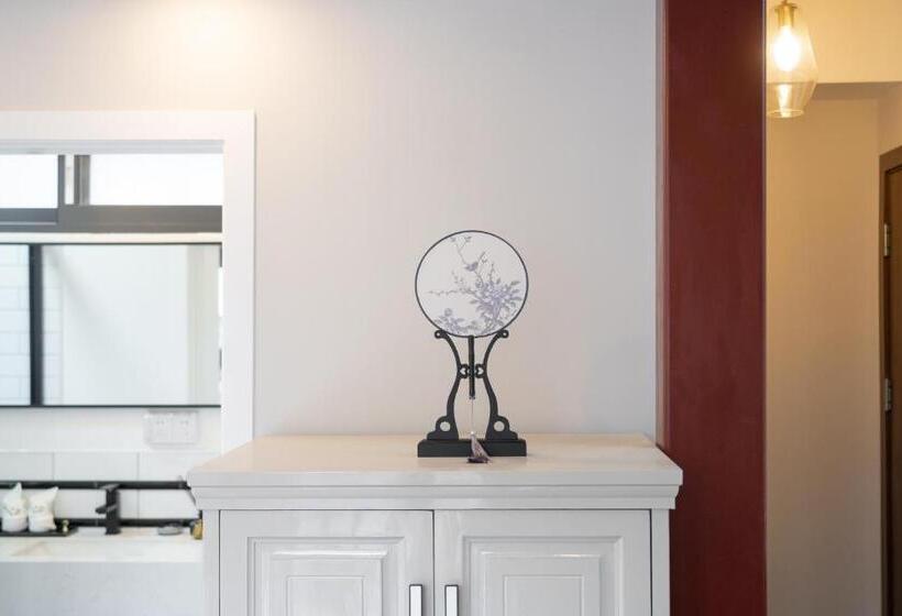 キングサイズベッドのスタンダードルーム, Yangshuo Jhc Inn