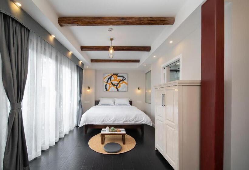 キングサイズベッドのスタンダードルーム, Yangshuo Jhc Inn