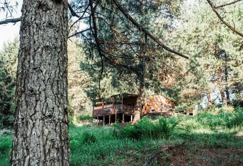 Talo 1 Makuuhuone, Zwakala River Retreat