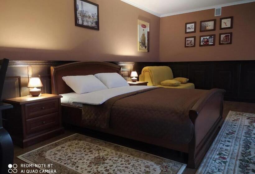 Standard Triple Room with Terrace, экодом