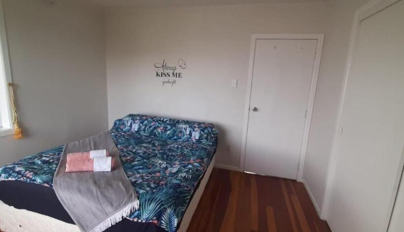 בית, 3 חדרי שינה, Lioness Estate And B&b   Auckland