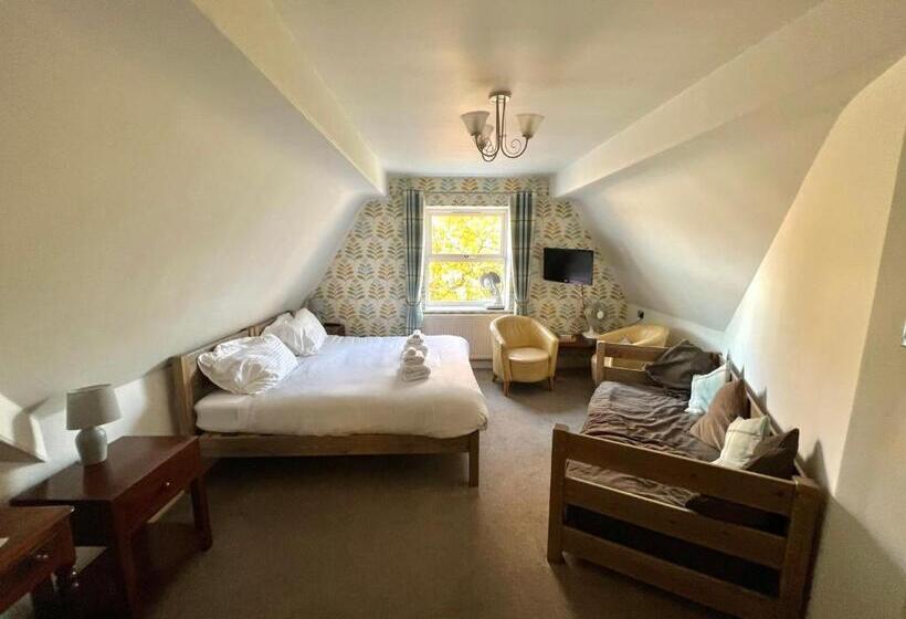 اتاق خانوادگی, Melton Guest House