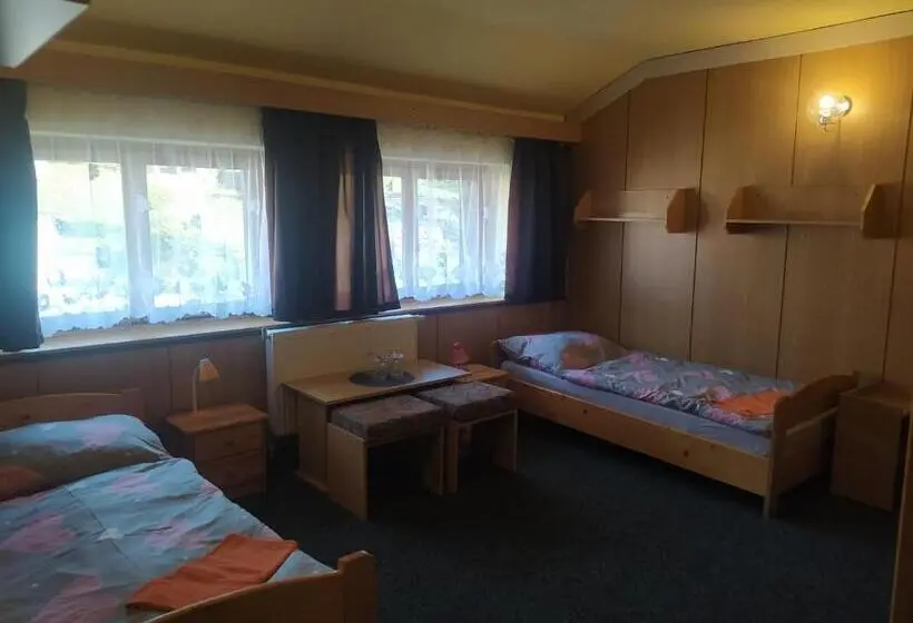 スタンダード４人部屋, Penzion U Dubu