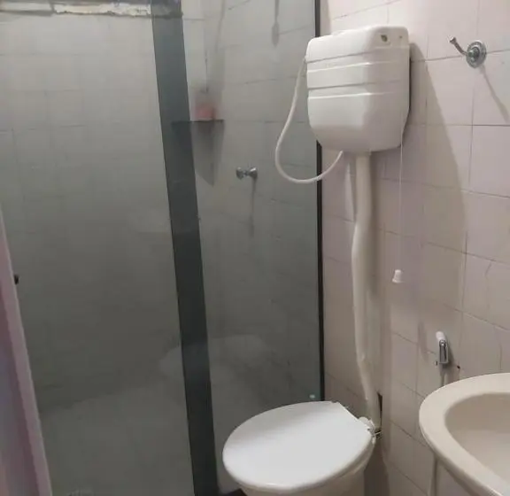 Sviitti, Pousada E Hostel Lua De Tomate