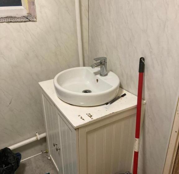 اتاق استاندارد با چشمانداز باغ, Room Friends Hostel