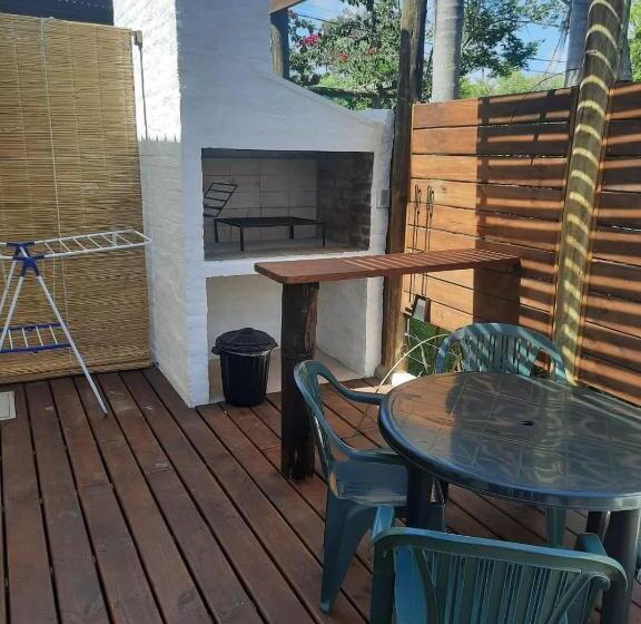 بنگله خانوادگی, Sonho Meu La Paloma Beach House