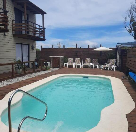 Семейное Бунгало, Sonho Meu La Paloma Beach House